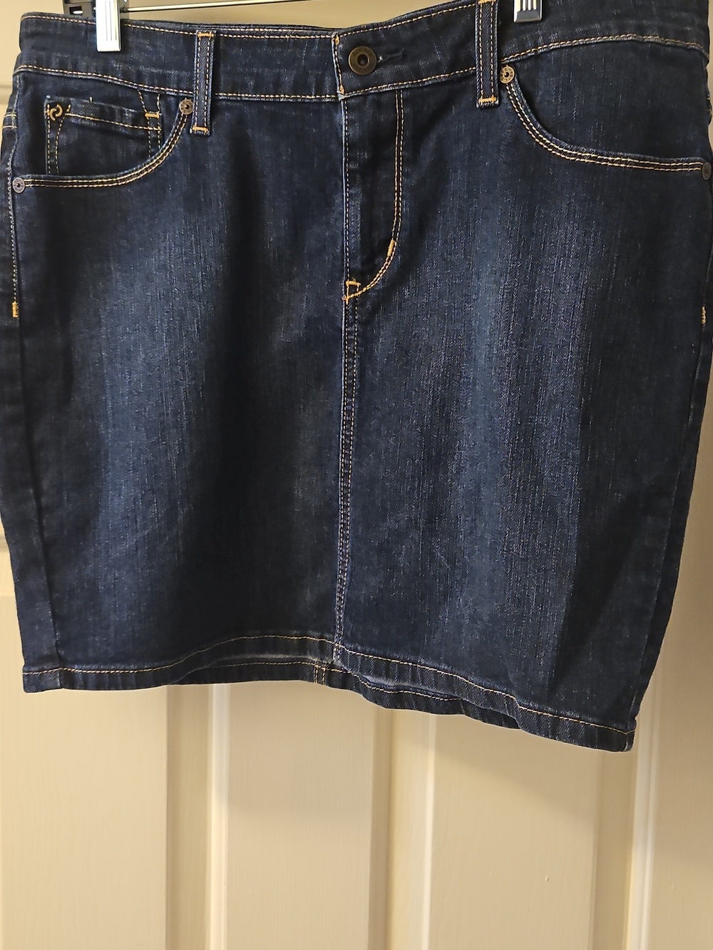 Denizen from Levi's Dark Blue Denim Mini Skirt